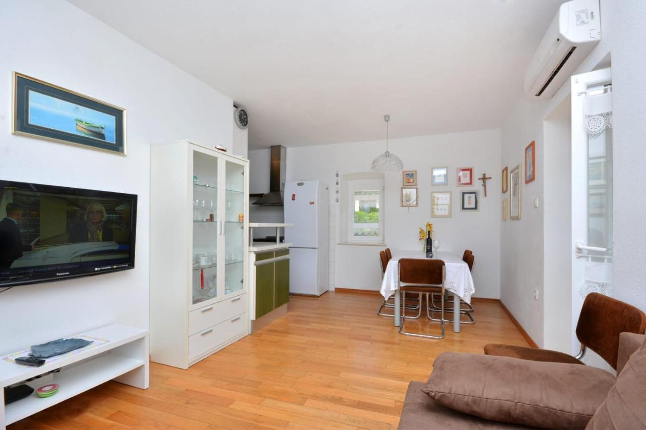 Apartamento Apartman Vanda Podstrana Exterior foto
